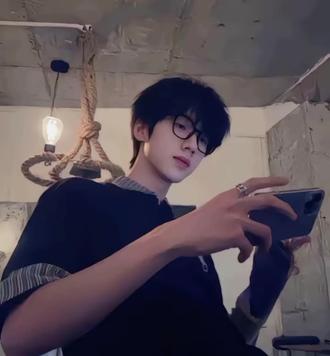 #tf家族四代一本正经的搞笑 #感谢同事出场#tf四代聂玮辰 佩服聂总的胆量