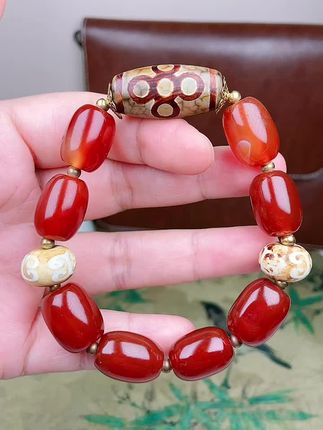 #正品 #复古文艺 #红玛瑙 #吉祥如意 #手串搭配