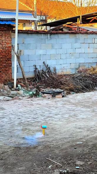 二踢脚炸彩纸#二踢脚