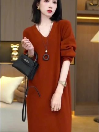 胖mm大码气质显瘦2025新款长袖V领洋气百搭松弛感女装连衣裙子#秋冬穿搭新鲜感在线 #早秋穿搭三分钟出门不是梦 #秋季微胖穿搭测评 #初秋一周不重样穿搭 #秋冬连衣裙