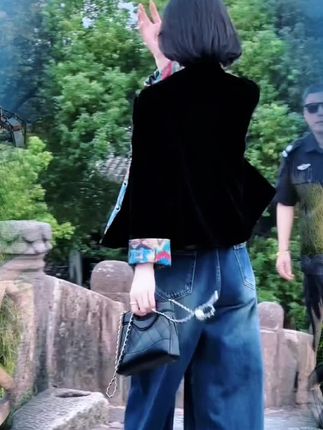 新中式丝绒衬衫秋季双面穿外套2025国风复古气质提花上衣#新款上新 #显瘦显高显气质 #洋气上档次 #谁穿谁好看系列