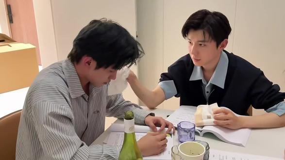 #热门话题 #云熠 云旗撕心裂肺令人心痛,熠然滴答落泪令人心碎。