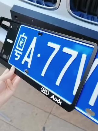 车牌没做保护,容易翘边变形。升级双层加厚内轨道#车牌保护框专车专用上档次,符合新交规,全国通用,还送防震垫,减少行车异响,安装效果好! #汽车牌照架框 #汽车牌框 #新车上牌 #超便宜超划算
