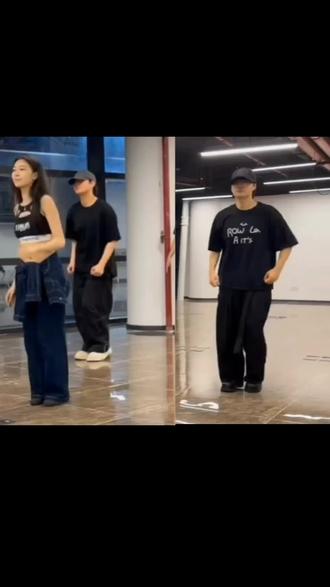 welcome to 超越玩家
为自己喝彩
来吧进入喜剧的宇宙
进军快乐的星球
(感谢各位老师的素材出处见水印和评论区)
#双高胎超越玩家 #双高胎超越玩家跳舞 #双高胎
#高超高越