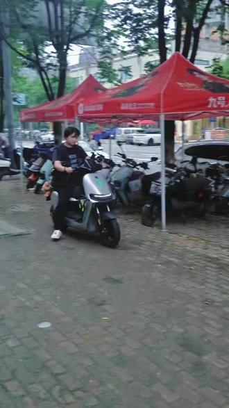 买二手车怕被坑? 专业门店,解决您的用车顾虑!#二手九号 #阜阳九号 #二手车