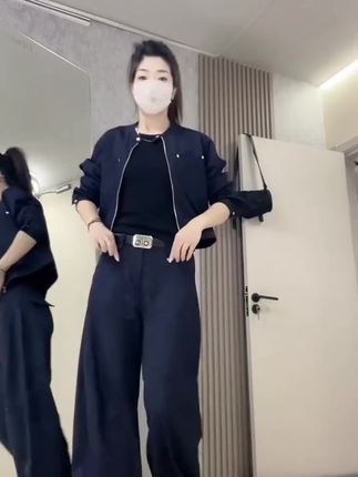 #休闲套装#洋气减龄 #时尚百搭#显瘦穿搭