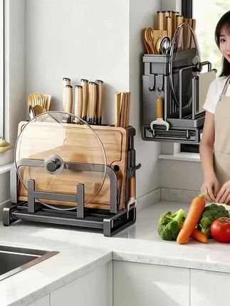 宝子们,挖到宝啦 优勤厨房刀架置物架太绝了!  结实耐用,一体收纳设计超棒,刀架、筷子筒、砧板架都有,还能挂锅盖,各类厨具都能“各归其位”。插槽合理,刀具放得稳,筷子筒大容量还沥水,超实用💕  #优勤刀架置物架 #厨房收纳 #多功能刀架 #家居好物#厨房好物 @抖加🔥上热门🔥dou+🔥热点宝 @@热点宝🔥 @巨量引擎小助手