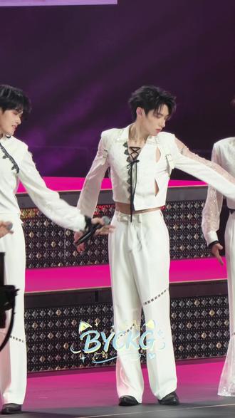 “爱我 你怎不爱我” #完美情人 #朱志鑫#朱志鑫c位#top登陆少年组合#登陆少年组合