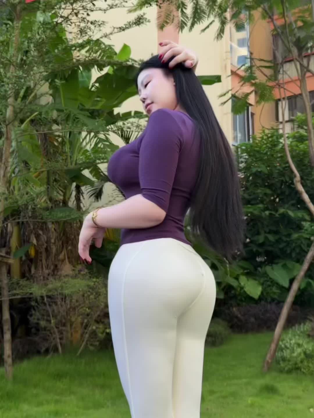时间是一把尺 量人 量心 量距离#性感小性感 #身材性感 #好身材好气质