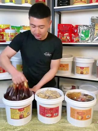 小炒酱#下饭菜 #超好吃 #美食推荐 #熟食卤味 #好吃又解馋
