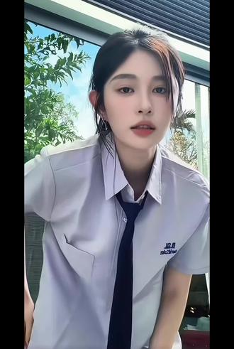 王奕你是知道你自己有多帅的#王奕