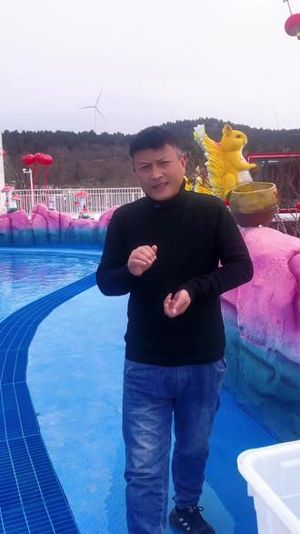 凤栖梧桐山地开园啦,淮北附近的家人们又多了一个打卡圣地。 #淮北凤栖梧桐山地运动乐园 #登顶凤凰解锁山野快乐 #永城李开心 #宝藏年味