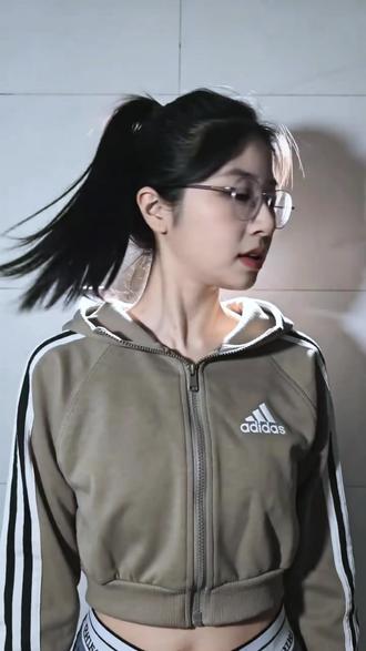 #AI九次发型变装秀 感觉我适合取掉眼镜