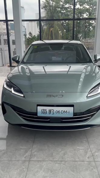 油电混动更省油,续航无焦虑,顶配超强享受更舒适,感兴趣的老板关注我!#比亚迪#比亚迪海洋#海豹06dmi #购车黄金季 #海洋新春焕新季