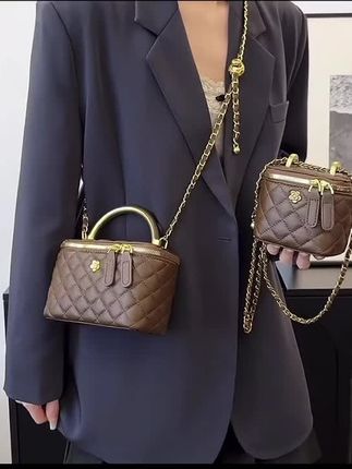 这个单肩包真的太美了而且价格也很美丽 #秋日鞋包氛围感拿捏了 #跟着抖音学穿搭