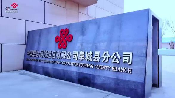 境外来电/短信关闭操作指南
一、 短信一键关闭(推荐)
移动用户:发送“QXGJLH”到10086 (取消国际来话)
联通用户:发送“GBGJLH”到10010 (关闭国际来话)
电信用户:发送“DGDHLJ”到10001 (代关电话链接)
广电用户:发送“KTGLLJ”到 10099 (开通国来拦截)
二、其他渠道关闭
1、运营商APP(移动/联通/电信/广电)→ 骚扰拦截 → 关闭国际来电
2、 拨打客服热线:移动10086、联通10010、电信10000、广电10099
3、 线下营业厅办理
温馨提示:关闭境外来电业务后后仍可正常接听国内电话、收发短信,不影响日常通信。如确需恢复境外功能,可随时通过上述渠道重新开通。牢记反诈热线:96110(预警劝阻专线)、110(报警)。