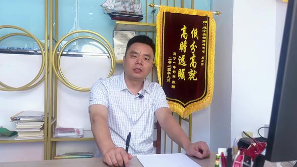 遂宁高三家长看过来!公费师范生了解下 孩子分数卡在中间不上不下,普通家庭真的可以考虑公费师范生!毕业直接带编,妥妥的铁饭碗,还能在家门口上班。而且走提前批,等于多了一次录取机会,寒暑假还带薪休假,简直是就业王炸!#遂宁高考志愿填报 #遂宁志愿填报 #遂宁涪江中学 #遂宁中学#遂宁高级实验学校 #遂宁安居育才中学