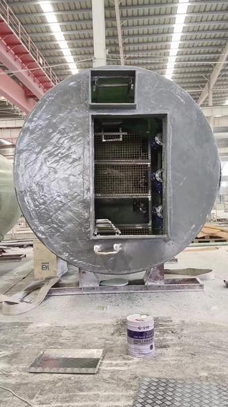 一体化泵站作为现代给排水领域的核心设备,凭借集成化、智能化优势,广泛应用于各类民生基建与工业场景。市政工程中,承担城镇管网的污水收集、雨水排涝,破解城市内涝与污水淤积难题;住宅小区、商业综合体、学校医院等民用场景,适配生活污水提升与给排水循环,优化人居配套;工业园区、产业基地可处理生产废水提升输送,适配工业排污需求;同时也适用于农村污水治理、景区给排水改造,以及道路桥梁、地下车库等特殊区域的应急排水,全方位覆盖城乡给排水、雨污分流等多元场景。#一体化泵站 #一体化提升泵站#一体化污水提升泵站 #污水提升泵站 #泵站 #泵站厂家