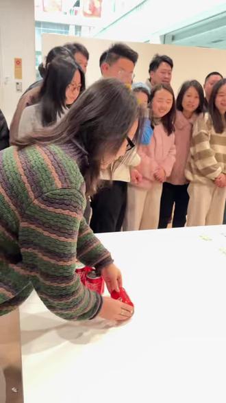 一滚一个不吱声(✪ω✪)#开工游戏 #运气爆棚 #滚现金游戏