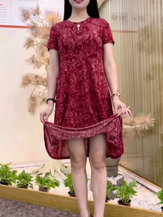 印花气质连衣裙#谁穿谁好看 #时尚妈妈装 #显瘦穿搭