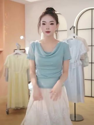 #夏季新款女装 #温柔风穿搭 #简约搭配 #品质女装 #做个美美的小仙女@DOU+好生意 @DOU+上热门 @DOU+小助手