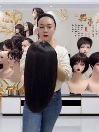 #假发 @DOU+小助手