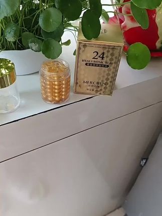 有眼袋黑眼圈鱼尾纹的用这个眼霜哦,好用实惠