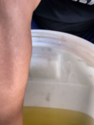 直播中,需要蜂蜜,蜂王浆的朋友,点我头像,主页里面,店铺橱窗下单#蜂蜜 #蜂王浆 #蜂王胎