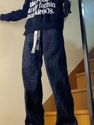 扎染编织纹直筒垂坠感裤子男秋季宽松bf慵懒风休闲裤美式高街卫裤#休闲裤 #潮鞋推荐好看不贵 #男款裤子潮流高街 #谁穿谁帅 #男生穿搭日记 @DOU+小助手