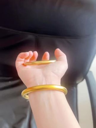 #爱了爱了 #一般人不知道是什么 #我又心动了 #手镯控 #精致女人必备