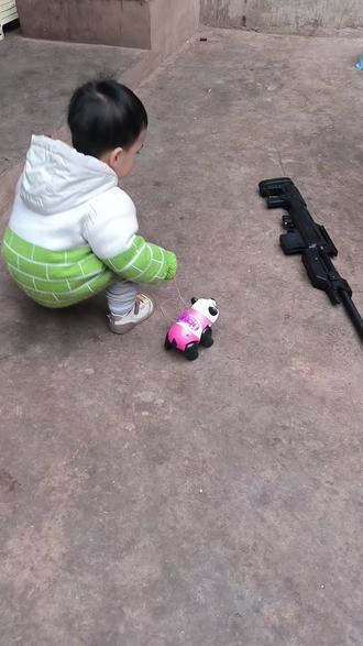 学熊走路,学到精髓了🌚