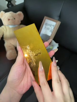 我的妈耶,这也太美了吧,谁涂谁好看啊#眼影 #亮晶晶 #美妆 #平价彩妆 #珠光细闪眼影