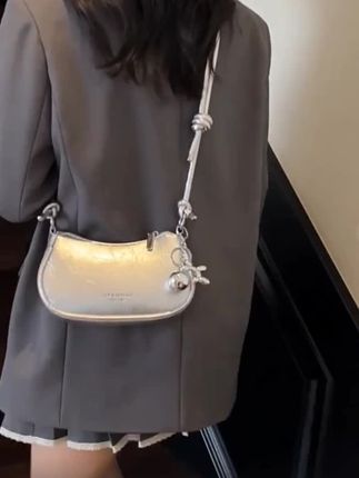 新款时尚单肩斜挎包小众设计韩版小方包~#包包种草#百搭包包