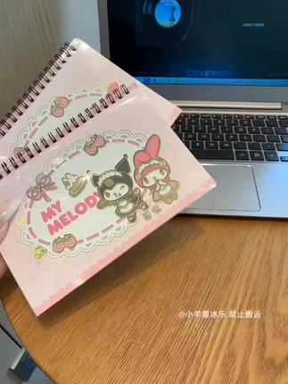 个位数到手整整一本贴纸 超多图案好喜欢#贴纸书 #三丽鸥 #手帐拼贴@抖音商城 @巨量千川