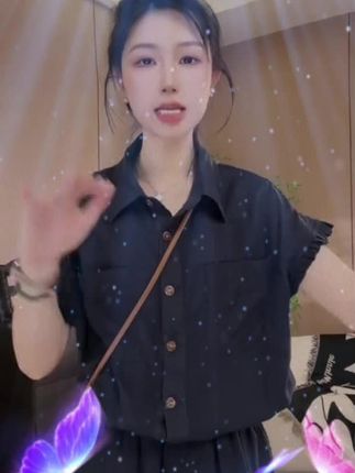 韩里韩气穿搭套装女夏季时尚减龄洋气翻领衬衫短裤休闲运动两件套#夏季新款 #休闲减龄穿搭 #运动套装#@巨量千川 @DOU+小助手