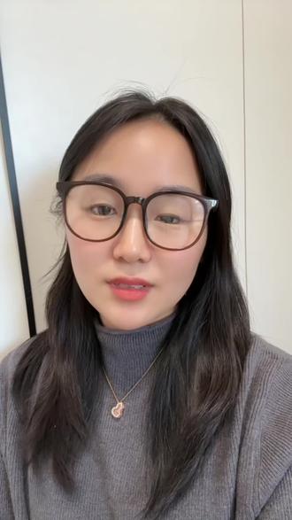 瑛瑛服饰的衣服到底有什么魔力,竟然排在第二名,第一名是与辉同行,他们家的衣服就是简单大气那种,我应该从哪件入手呢
#瑛瑛服饰 #瑛瑛服饰工厂定制 #瑛瑛服饰服装 #秋冬穿搭 #种草激励计划