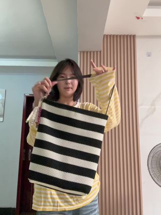 条纹水桶包包 超能装!#平价包包 #条纹控