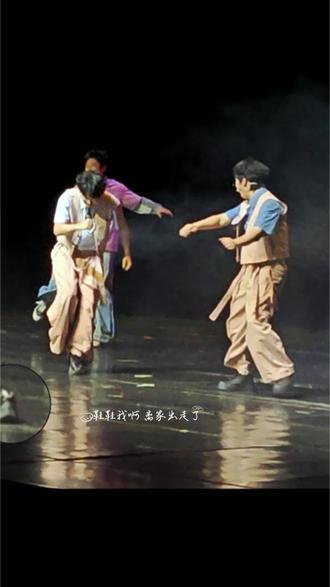 猜你们想看 超超越越跳舞🕺🏻@双高胎
#双高胎 #高超高越 #超越玩家 #双高胎专场 #双高胎北京专场