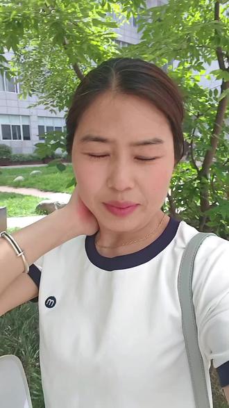 母亲节我什么都不要,我要我的孩子们健健康康、平平安安、心想事成、一顺百顺,这就是我做母亲的心愿。#母亲节快乐
