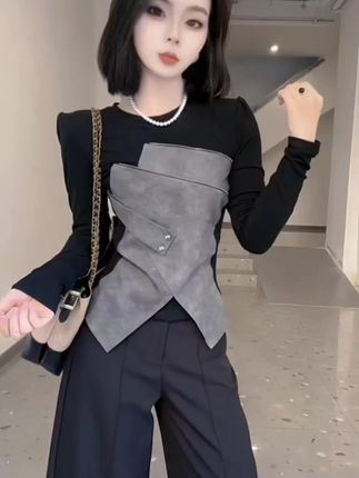 #早秋穿搭#气质显瘦#洋气减龄#早秋打底衫#高级感穿搭