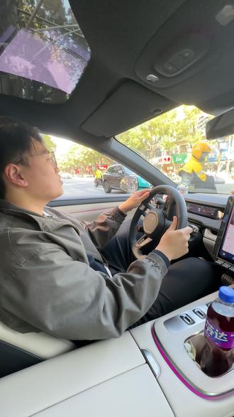 为自己亲手塑造的品牌而奋斗,是我的目标也是我的荣幸#陋食铭板前烤肉饭 #一人食 #餐饮 #餐饮创业