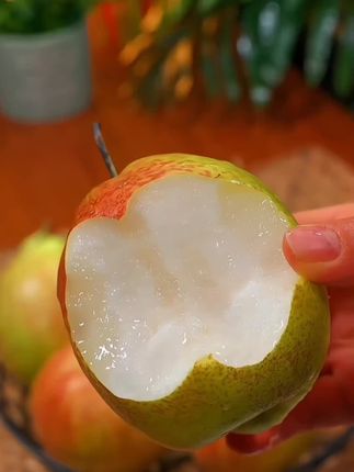 启动价#库尔勒红香酥梨5斤起#酥梨 包邮-新疆库尔勒红香酥梨皮薄肉厚香甜酥脆汁水丰富果园直发水果