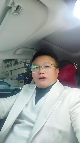 你们还在家过年,我初二的就上班了