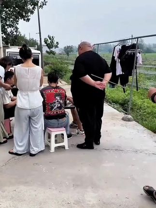 #农村搞笑视频 #纯属娱乐请勿模仿
