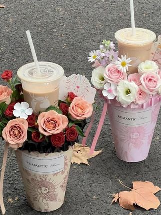 秋天的第一杯奶茶玫瑰混搭仿真花成品立秋仪式感礼物送女友生日#一束花的仪式感 #花与生活的仪式感 #秋天的第一杯奶茶 #奶茶一杯快乐加倍 #奶茶花束