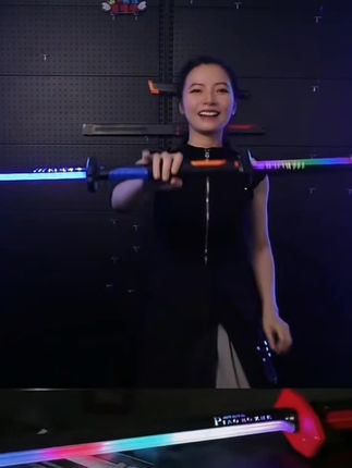 O/呵【短剑】火花短光剑感应喷火流光男孩炫酷生日礼物赛博朋克玩具#光剑感应#断光剑#儿童玩具