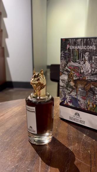 狐狸小姐香水来啦 WOW!!!终于等到她了!狐狸小姐!优雅迷人温柔冷艳的狐狸小姐!望眼欲穿的她!出身贵族的她!向往无拘无束的她!渴望自由的爱情!最真实自然的她!自信傲慢的狐狸小姐!🦊#美国 #香水 #香水推荐 #香水控#香水分享