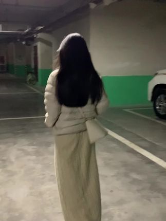 我是一个幸福主义者 从不扫自己的兴 从不等任何人