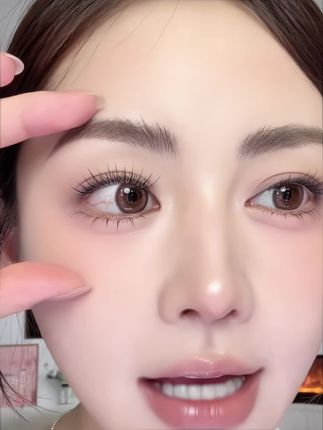 答应我,都去贴这个上睫毛!!网感十足,巨巨巨美!#假睫毛#人人都可以是睫毛精#上睫毛#眼妆#美出高级感