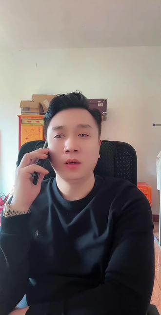 我彪哥这么魁梧的大汉,玉芬是怎么撂倒的啊🤔#是不是玉芬 #搞笑视频 #热门音乐🔥